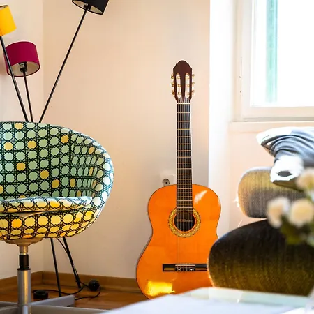 Main Street Apartman *