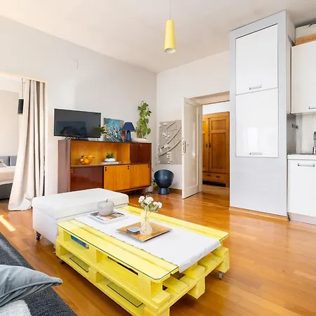 Main Street Апартаменты Сплит