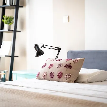 Main Street Apartman *